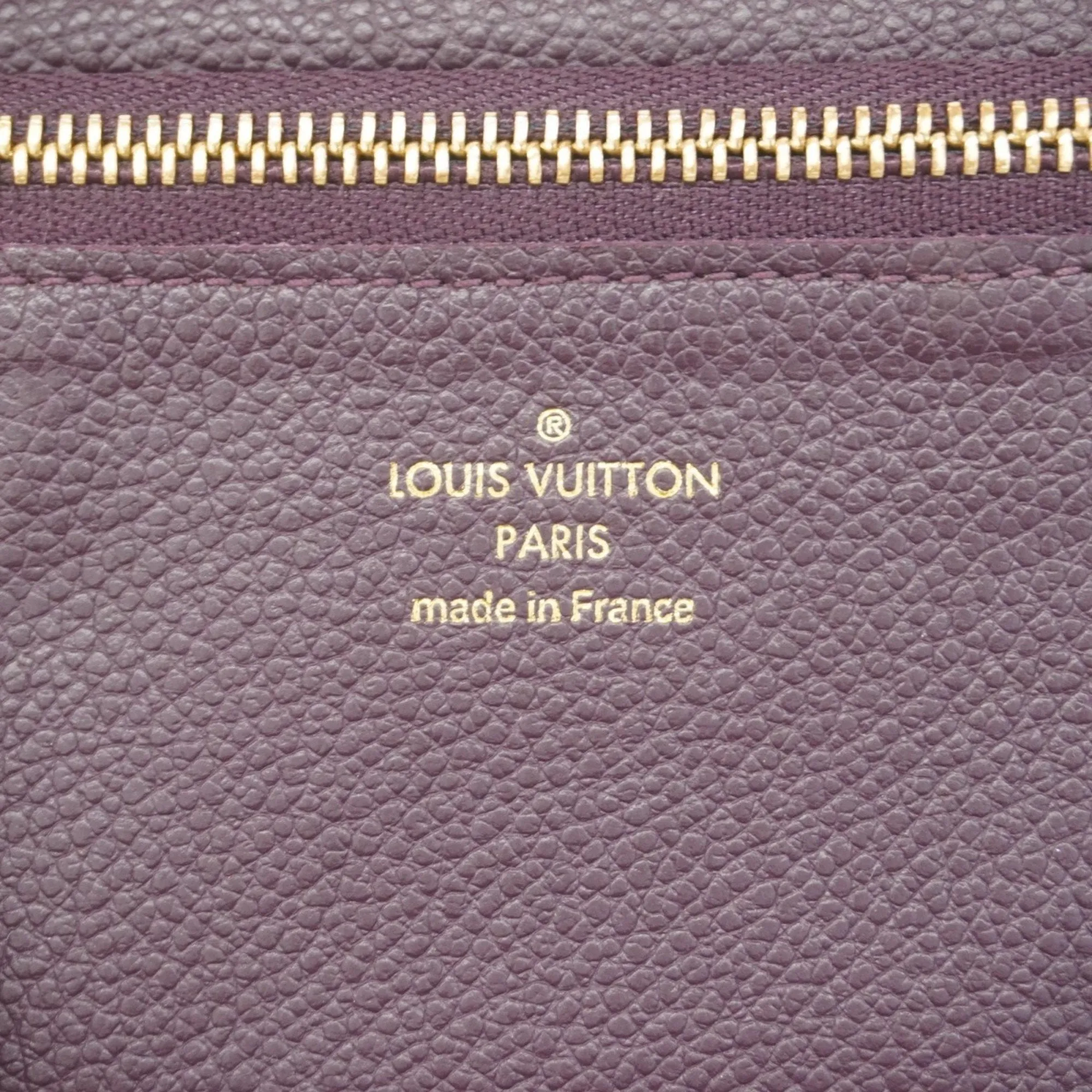 Louis Vuitton Wallet (Bi-Fold) (Pre-Owned)