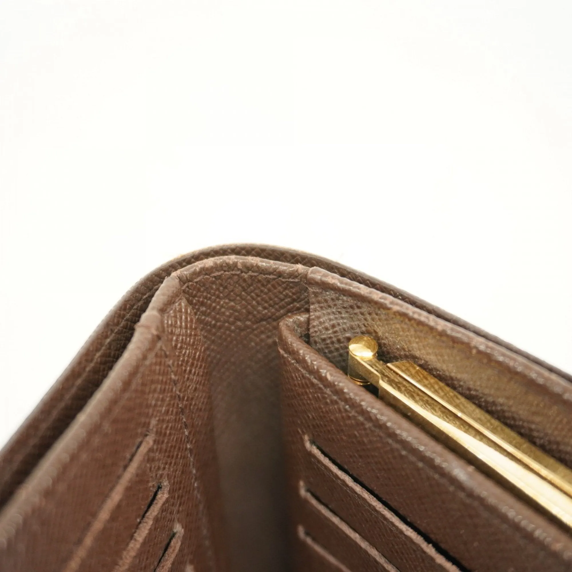 Louis Vuitton Wallet (Bi-Fold) (Pre-Owned)
