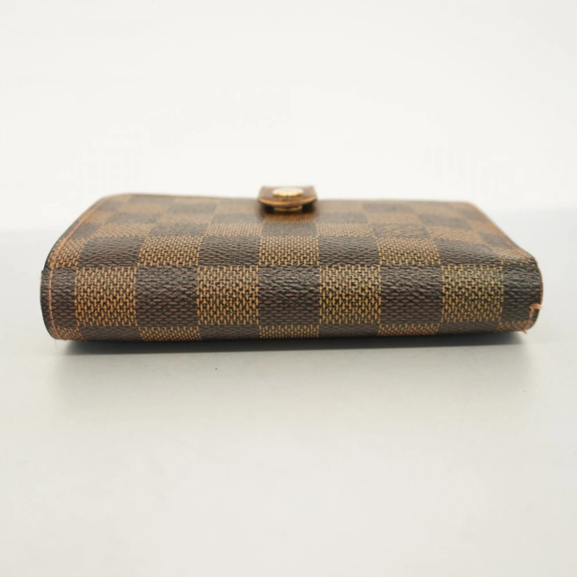Louis Vuitton Wallet (Bi-Fold) (Pre-Owned)