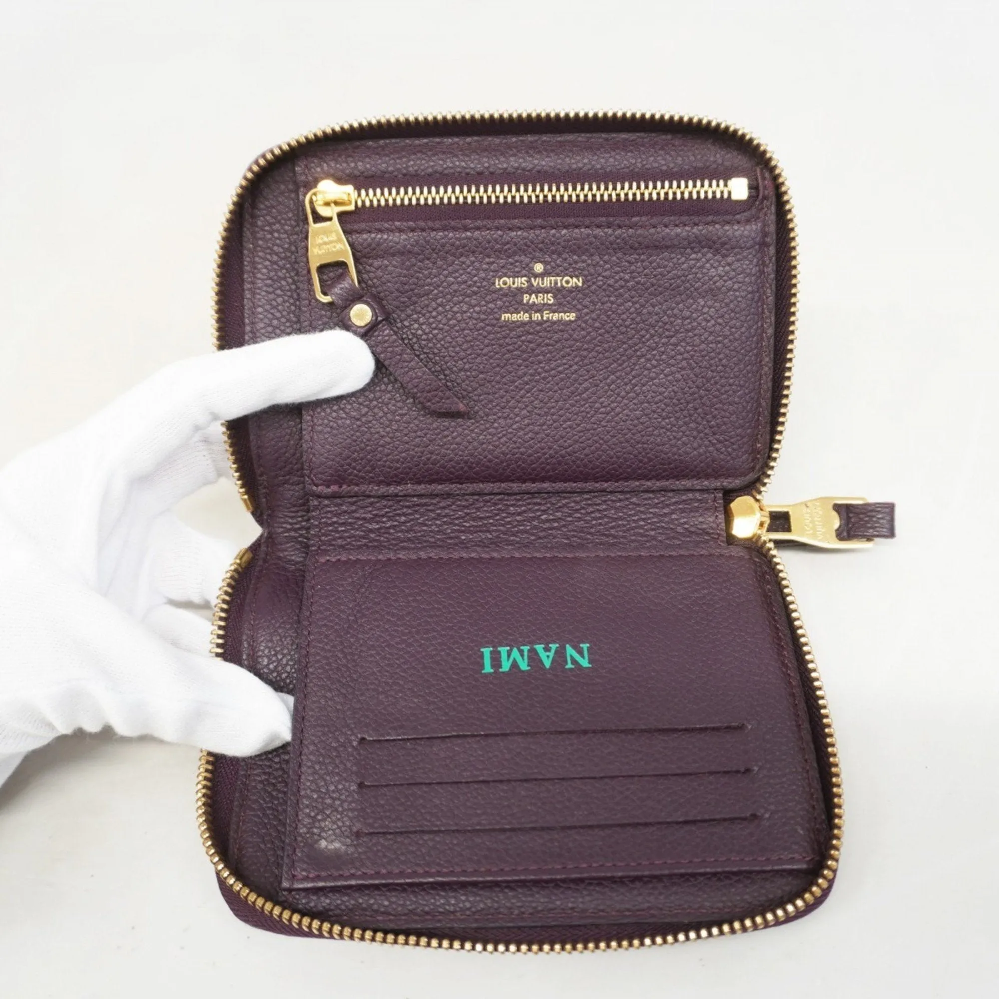Louis Vuitton Wallet (Bi-Fold) (Pre-Owned)