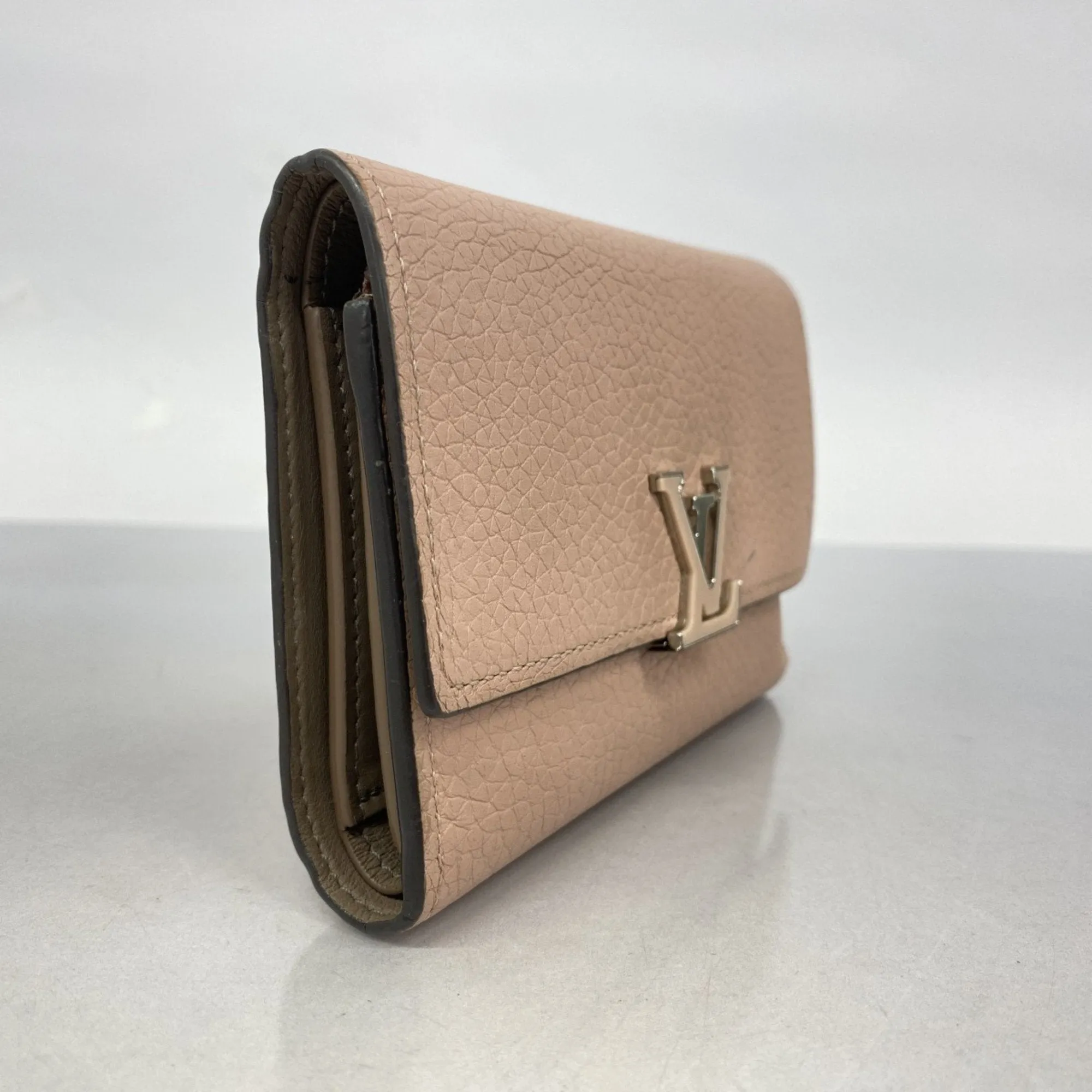 Louis Vuitton Wallet (Tri-Fold) (Pre-Owned)