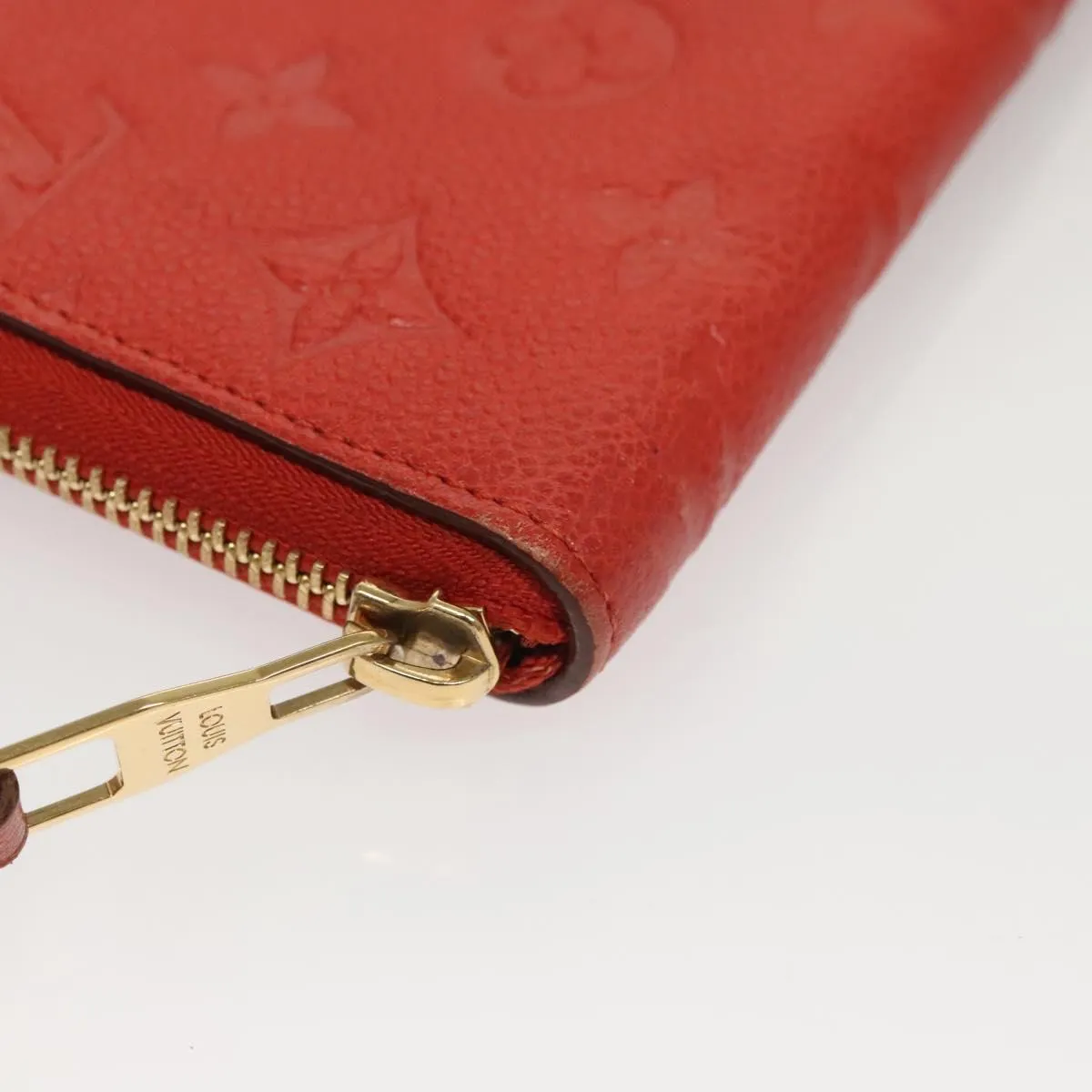 Louis Vuitton Zippy Wallet Leather Wallet (Pre-Owned)