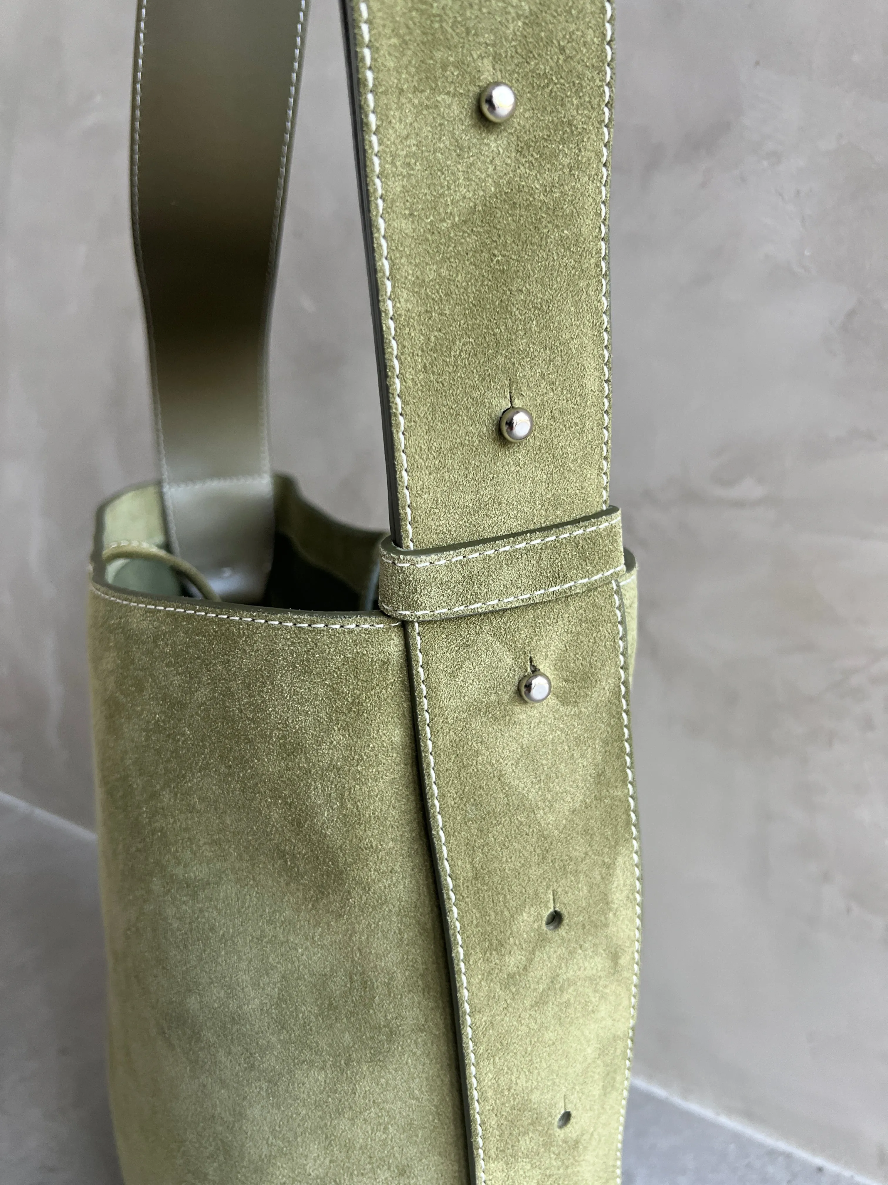 Norma Tote, Suede, Moss