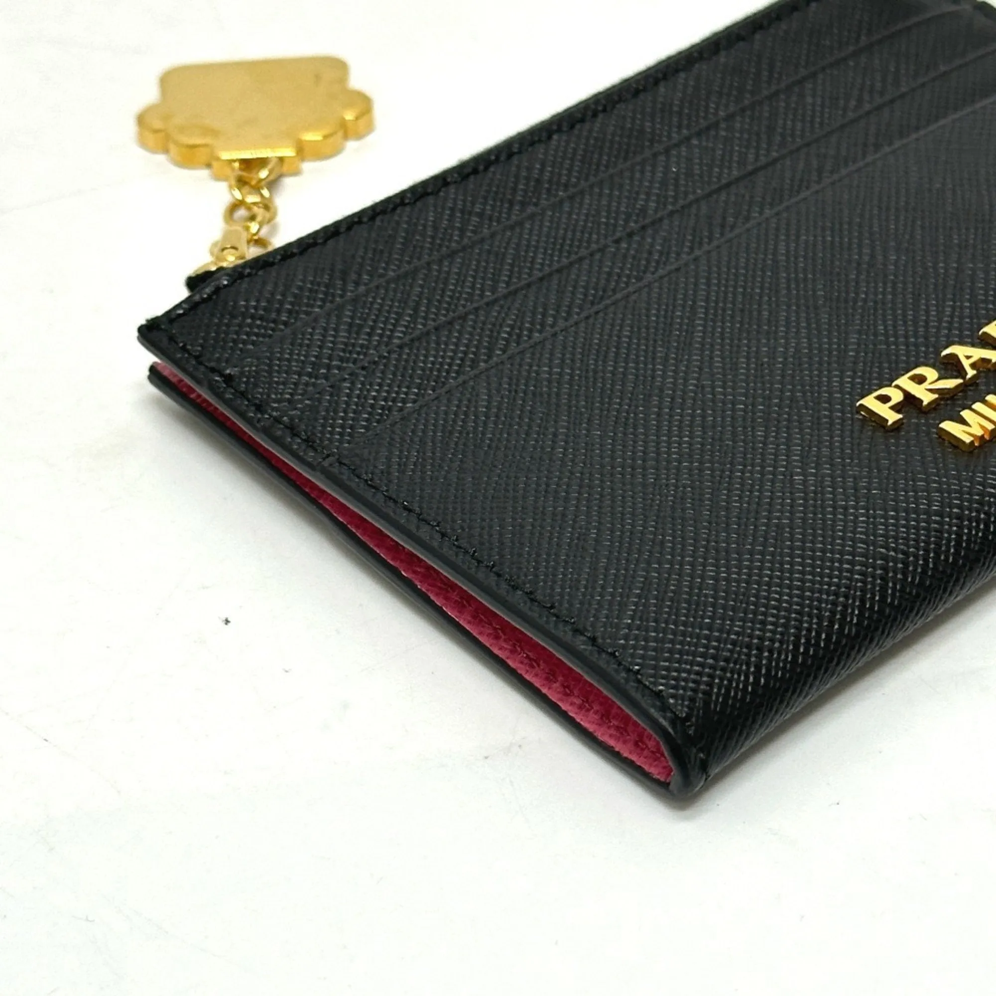 Prada Leather Coin Purse/Coin Case (Pre-Owned)