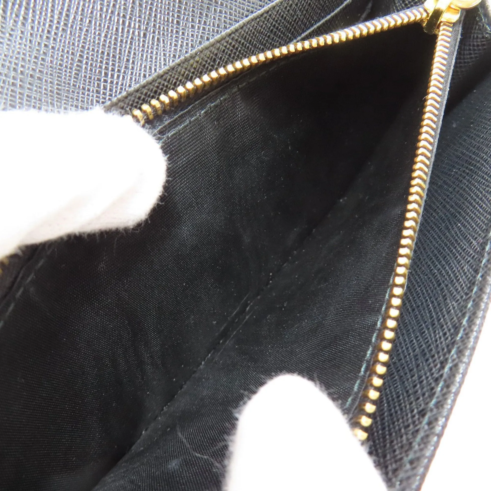 Prada Leather Long Wallet (Bi-Fold) (Pre-Owned)