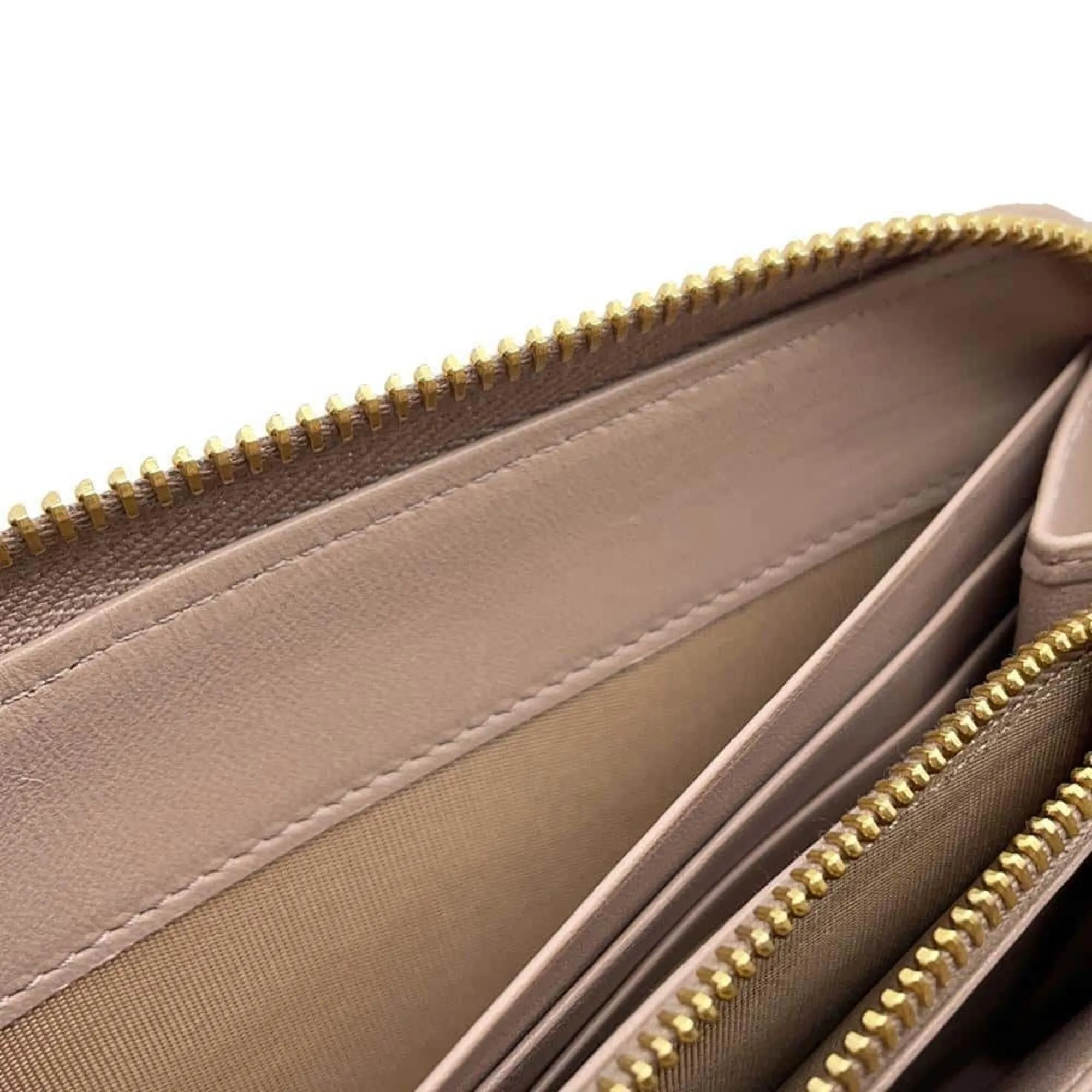 Prada Leather Long Wallet (Bi-Fold) (Pre-Owned)