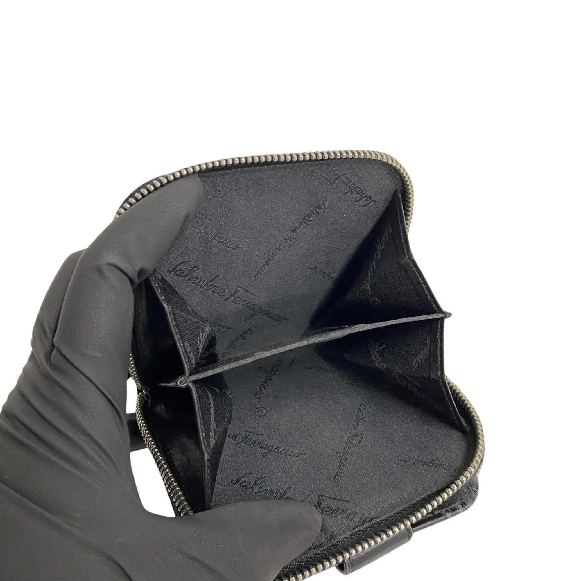 Salvatore Ferragamo Gancini  Leather Wallet  (Pre-Owned)
