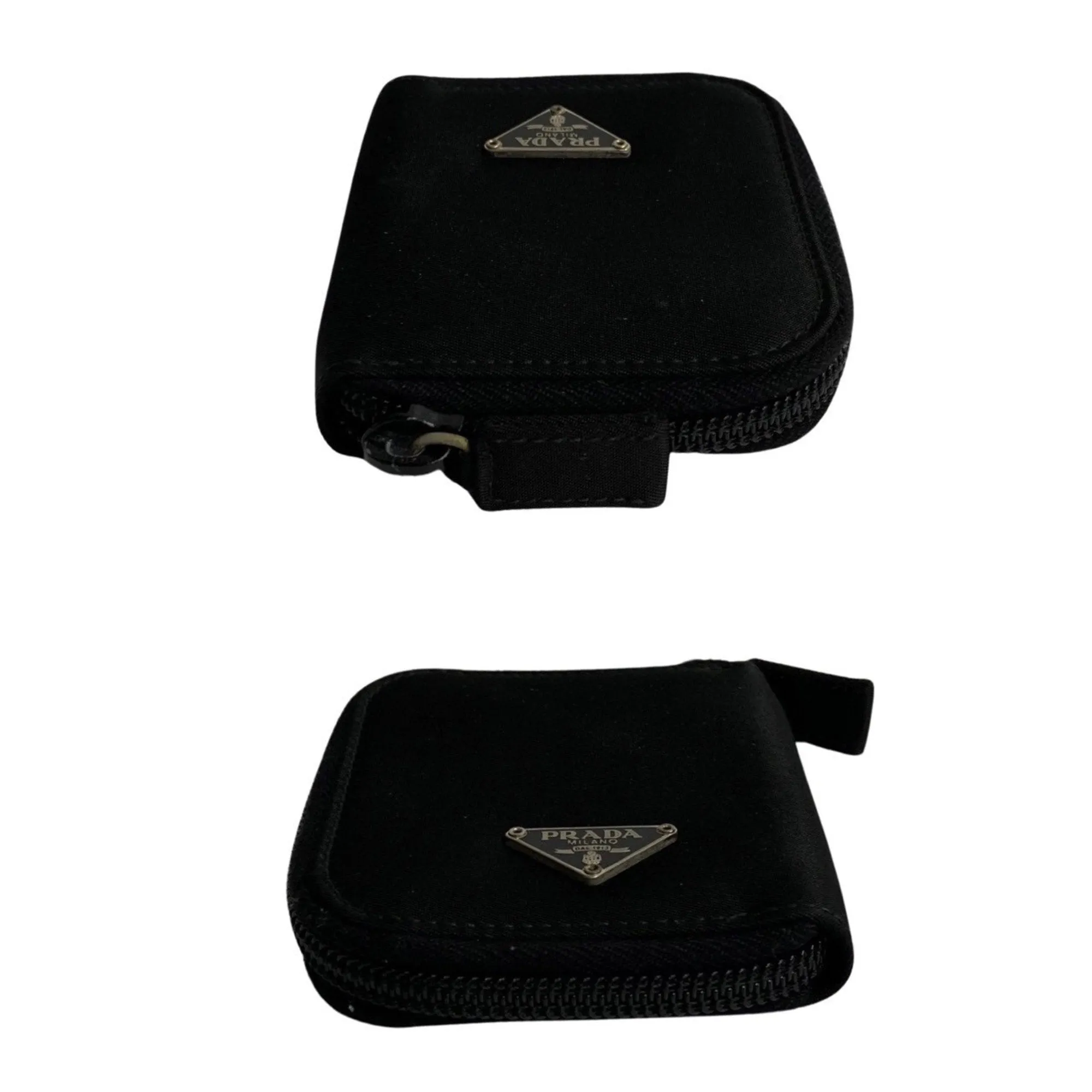 Salvatore Ferragamo Gancini  Leather Wallet  (Pre-Owned)