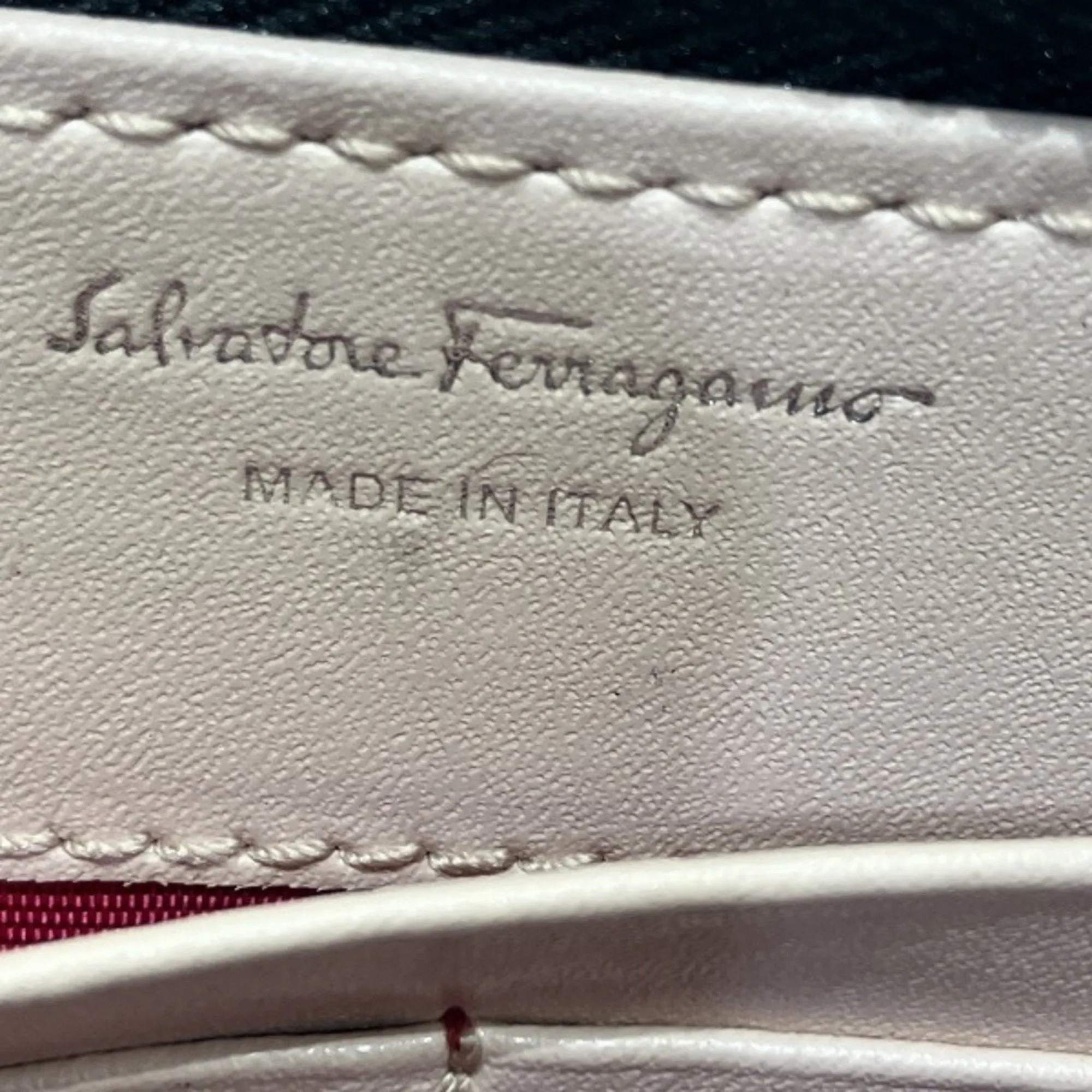 Salvatore Ferragamo Leather Long Wallet (Bi-Fold) (Pre-Owned)