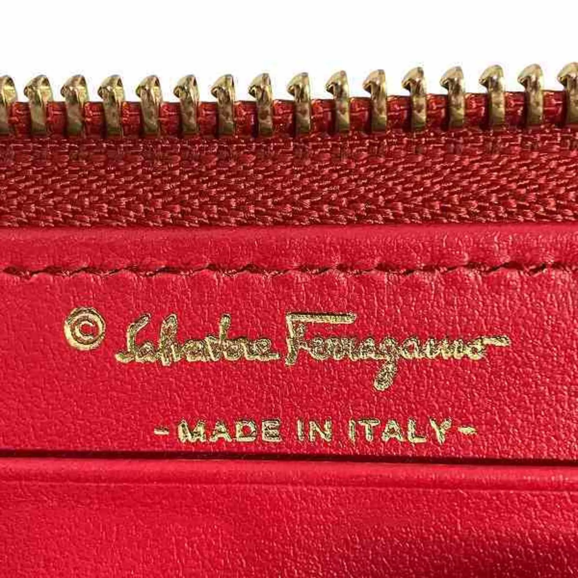 Salvatore Ferragamo Leather Long Wallet (Bi-Fold) (Pre-Owned)
