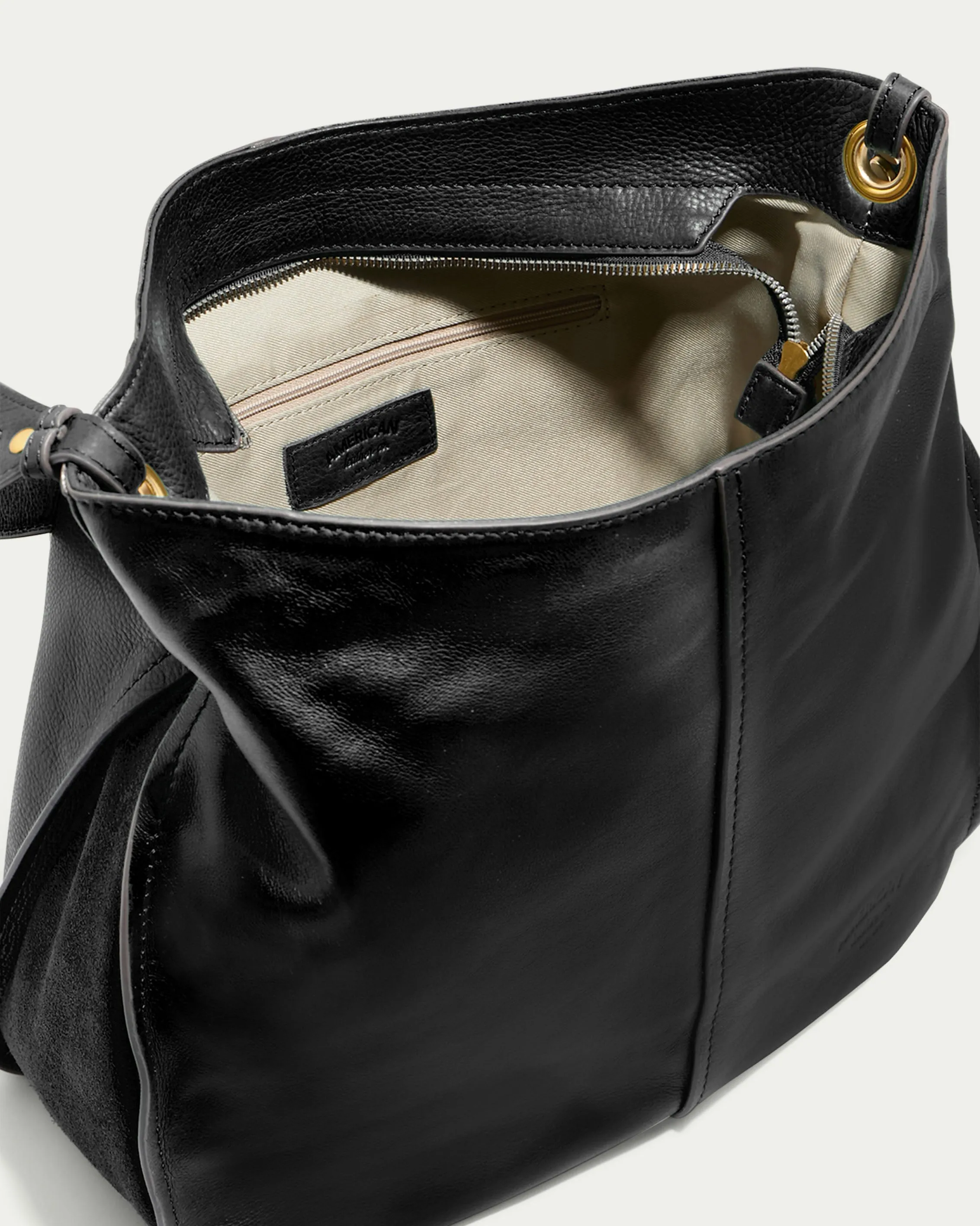 Summit Large Top Zip Hobo