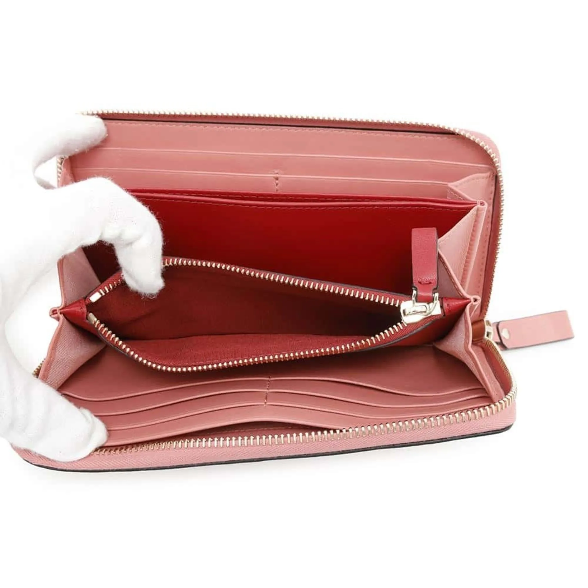Valentino Garavani pink Color Leather Long Wallet (Bi-Fold) (Pre-Owned)