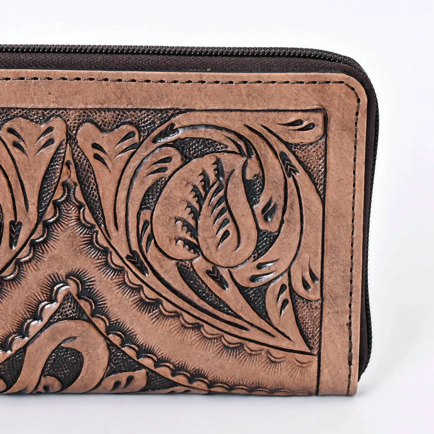 Women's Tanya Tooled Leather Zip Wallet In Brown
